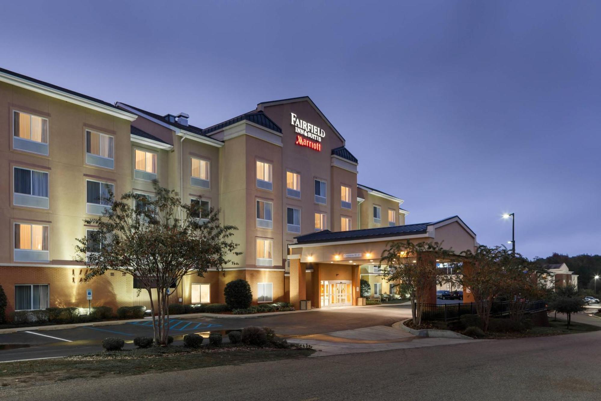 Готель Fairfield By Marriott Растон Екстер'єр фото